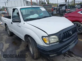 2002 Toyota Tacoma with VIN 5TENL42N02Z099046, listed as a IAAI auction lot 41774946 with 189,134 mi miles. Bid and sale history available at carsss.com. Image 1.