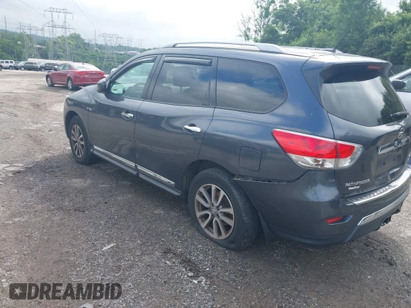 2014 Nissan Pathfinder SV with VIN 5N1AR2MM6EC650715, listed as a IAAI auction lot 42716719 with 238,036 mi miles and . Bid and sale history available at DreamBid. Image 3.