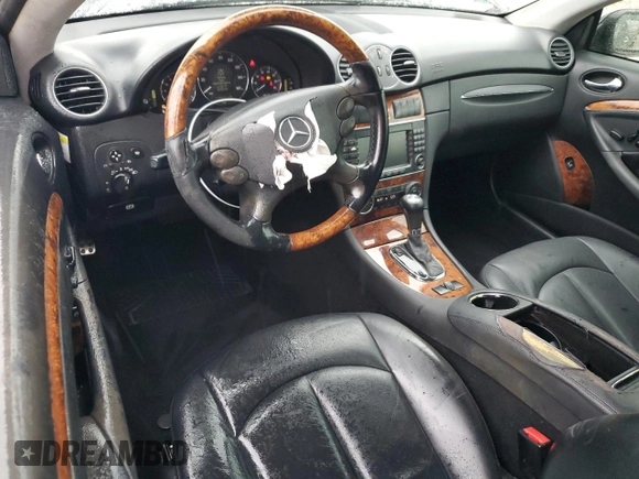 2007 Mercedes-Benz CLK 550 with VIN WDBTK72G37T077852, listed as a Copart auction lot 44957585 with 195,015 mi miles and Salvage Title. Bid and sale history available at DreamBid. Image 8.