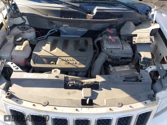 2011 Jeep Compass Latitude with VIN 1J4NT1FB9BD252816, listed as a IAAI auction lot 41455054 with 153,656 mi miles. Bid and sale history available at carsss.com. Image 10.