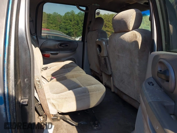 2001 Ford F-150 XLT with VIN 1FTRW07L41KB76786, listed as a IAAI auction lot 42522649 with Not provided miles and . Bid and sale history available at DreamBid. Image 8.