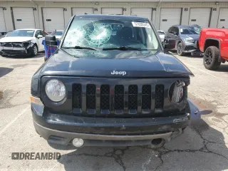 2016 Jeep Patriot Sport z VIN 1C4NJPBA9GD669842, wystawiony jako Copart lot #57830245 z przebiegiem 87 962 mil mil oraz Czysty tytuł • Clean title. Historia ofert i sprzedaży dostępna na DreamBid. Obrazek 5.