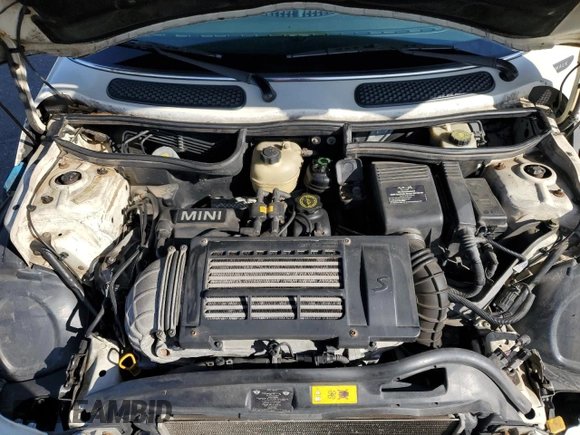 2008 MINI Convertible S with VIN WMWRH33548TL96210, listed as a Copart auction lot 86921934 with 206,446 mi miles and Salvage title. Bid and sale history available at DreamBid. Image 11.