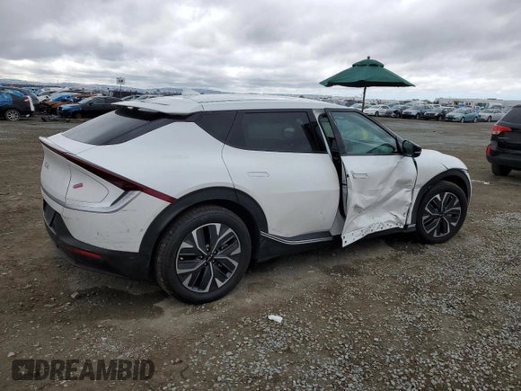 2024 Kia EV6 Light with VIN KNDC34LB5R5205287, listed as a Copart auction lot 48258725 with 10,246 mi miles and Salvage Title. Bid and sale history available at carsss.com. Image 3.