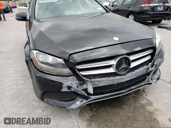 2016 Mercedes-Benz C 300 z VIN WDDWF4JBXGR138415, wystawiony jako Copart lot #58487715 z przebiegiem 110 802 mil mil oraz Szkoda całkowita • Salvage title. Historia ofert i sprzedaży dostępna na DreamBid. Obrazek 13.