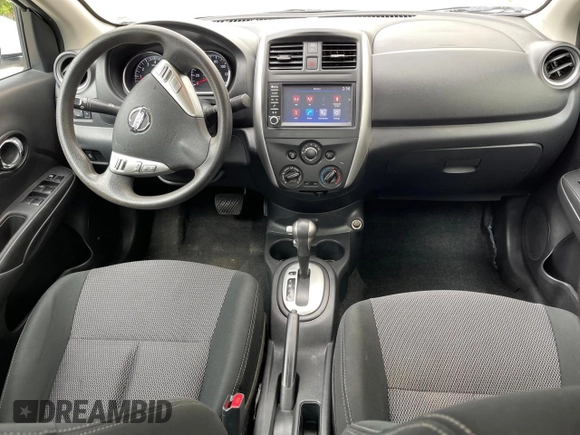 2019 Nissan Versa SV z VIN 3N1CN7AP4KL853965, wystawiony jako Copart lot #56391665 z przebiegiem 118 394 mil mil oraz Czysty tytuł • Clean title. Historia ofert i sprzedaży dostępna na DreamBid. Obrazek 9.