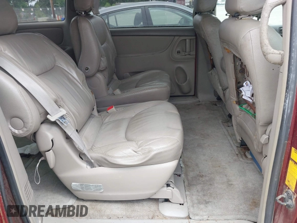 2006 Toyota Sienna LE with VIN 5TDBA23C16S059829, listed as a IAAI auction lot 42262500 with 250,765 mi miles and . Bid and sale history available at DreamBid. Image 8.