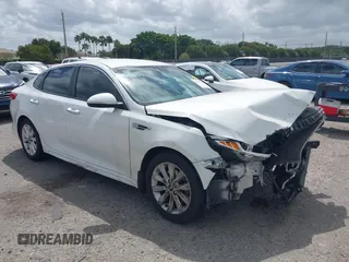 2018 Kia Optima LX with VIN 5XXGT4L34JG253597, listed as a IAAI auction lot 41915762 with 166,521 mi miles. Bid and sale history available at carsss.com. Image 1.