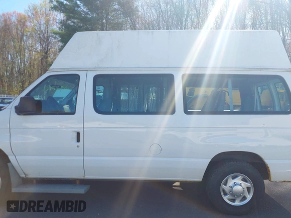 2012 Ford Econoline Cargo Recreational with VIN 1FTNE2EW0CDA38549, listed as a IAAI auction lot 42133456 with 95,252 mi miles and . Bid and sale history available at DreamBid. Image 14.