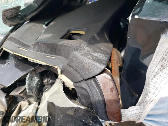 2010 BMW 3 Series 328i z VIN WBAPH5G54ANM70510, wystawiony jako Copart lot #50913145 z przebiegiem Nie podano mil oraz Nie do naprawy • Non repairable. Historia ofert i sprzedaży dostępna na DreamBid. Obrazek 9.