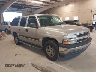 2005 Chevrolet Suburban LS z VIN 3GNEC16Z25G136603, wystawiony jako IAAI lot #42339417 z przebiegiem 382 868 mil mil oraz . Historia ofert i sprzedaży dostępna na DreamBid. Obrazek 1.