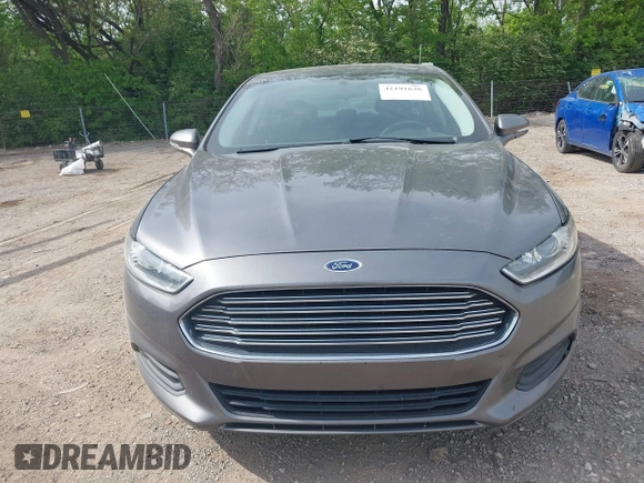 2013 Ford Fusion SE with VIN 3FA6P0H70DR370044, listed as a IAAI auction lot 42191636 with 216,721 mi miles. Bid and sale history available at carsss.com. Image 6.