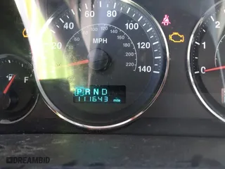 2006 Jeep Commander Limited with VIN 1J8HG58N16C253033, listed as a IAAI auction lot 42008271 with 111,643 mi miles. Bid and sale history available at carsss.com. Image 7.
