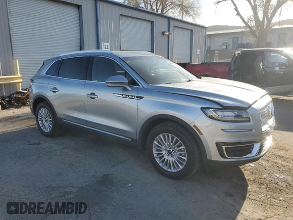 2020 Lincoln Nautilus Standard with VIN 2LMPJ6J92LBL20368, listed as a Copart auction lot 46253285 with 20,493 mi miles and Salvage title. Bid and sale history available at DreamBid. Image 4.