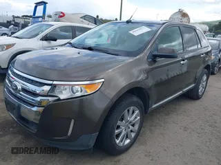 2011 Ford Edge SEL with VIN 2FMDK3JCXBBB30032, listed as a IAAI auction lot 41945853 with 182,916 mi miles. Bid and sale history available at carsss.com. Image 2.
