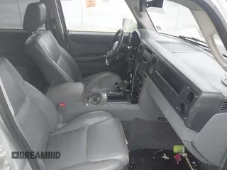 2007 Jeep Commander Sport с VIN 1J8HG48K47C501728, выставлен на аукционе IAAI как лот 42509191 с пробегом Не указан миль и . История ставок и продаж доступна на DreamBid. Изображение 5.