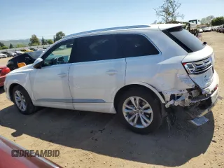 2018 Audi Q7 Premium Plus with VIN WA1LAAF77JD044442, listed as a Copart auction lot 52524565 with 88,041 mi miles and Salvage title. Bid and sale history available at DreamBid. Image 2.