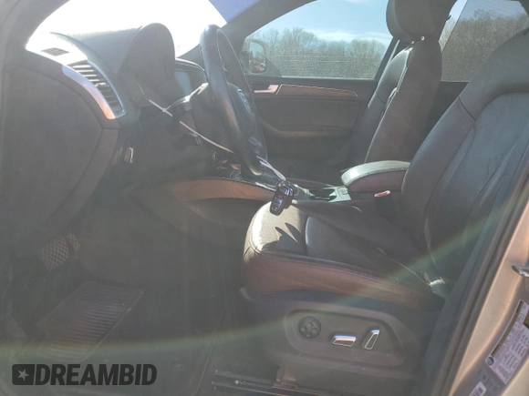 2013 Audi Q5 Prestige с VIN WA1WGAFP1DA022499, выставлен на аукционе Copart как лот 49695985 с пробегом 193 070 миль миль и Списание • Salvage title. История ставок и продаж доступна на DreamBid. Изображение 7.