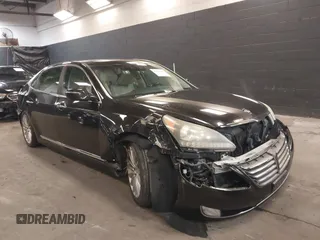 2015 Hyundai Equus Signature with VIN KMHGH4JH7FU100256, listed as a IAAI auction lot 39882362 with 105,880 mi miles and . Bid and sale history available at DreamBid. Image 1.