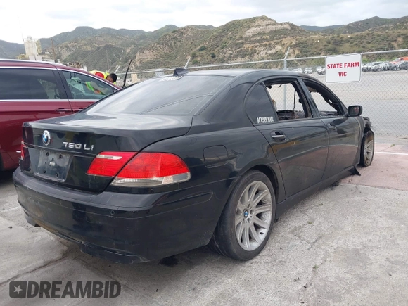 2006 BMW 7 Series 750Li with VIN WBAHN83556DT35408, listed as a IAAI auction lot 42055618 with Not Provided miles and . Bid and sale history available at carsss.com. Image 4.