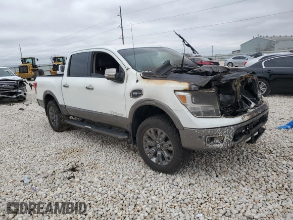 2017 Nissan Titan Platinum Reserve z VIN 1N6AA1E56HN542534, wystawiony jako Copart lot #44550645 z przebiegiem Nie podano mil oraz Szkoda całkowita • Salvage title. Historia ofert i sprzedaży dostępna na DreamBid. Obrazek 4.