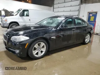 2012 BMW 5 Series 528i xDrive with VIN WBAXH5C50CDW09515, listed as a Copart auction lot 55122825 with 124,601 mi miles and Clean Title. Bid and sale history available at DreamBid. Image 1.