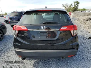 2021 Honda HR-V LX with VIN 3CZRU5H39MM731966, listed as a Copart auction lot 52126215 with 24,474 mi miles and Non Repairable. Bid and sale history available at carsss.com. Image 6.