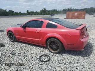 2007 Ford Mustang GT Deluxe with VIN 1ZVFT82H775333955, listed as a Copart auction lot 54376685 with 147,520 mi miles and Salvage Title. Bid and sale history available at carsss.com. Image 2.