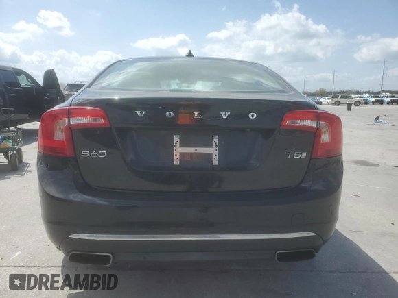 2018 Volvo S60 Inscription with VIN LYV402HK2JB160565, listed as a Copart auction lot 48883635 with 117,914 mi miles and Salvage Title. Bid and sale history available at carsss.com. Image 6.