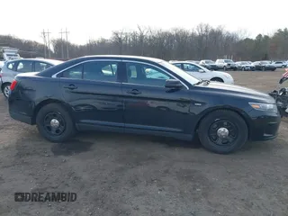 2018 Ford Police Interceptor Sedan with VIN 1FAHP2MK2JG131340, listed as a IAAI auction lot 41511792 with 90,534 mi miles. Bid and sale history available at carsss.com. Image 13.