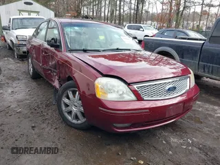 2005 Ford Five Hundred Limited with VIN 1FAFP25155G129701, listed as a IAAI auction lot 41402097 with 86,264 mi miles. Bid and sale history available at carsss.com. Image 1.
