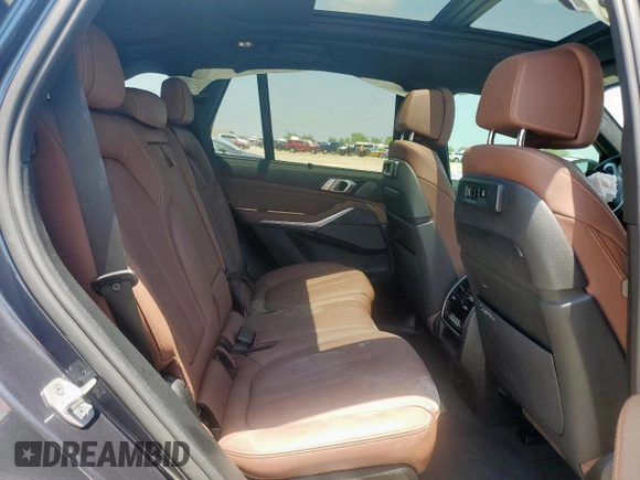 2021 BMW X5 xDrive40i z VIN 5UXCR6C01M9E82286, wystawiony jako Copart lot #60260035 z przebiegiem Nie podano mil oraz Szkoda całkowita • Salvage title. Historia ofert i sprzedaży dostępna na DreamBid. Obrazek 11.