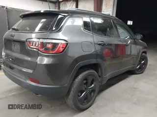 2018 Jeep Compass Latitude with VIN 3C4NJCBB2JT327376, listed as a IAAI auction lot 42382050 with 91,678 mi miles and . Bid and sale history available at DreamBid. Image 4.