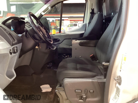 2019 Ford Transit z VIN 1FTYR1YGXKKA54025, wystawiony jako IAAI lot #42650341 z przebiegiem 129 672 mil mil oraz . Historia ofert i sprzedaży dostępna na DreamBid. Obrazek 23.