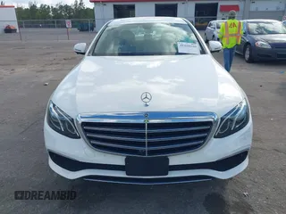 2019 Mercedes-Benz E-Class E 300 with VIN WDDZF4KB4KA686266, listed as a IAAI auction lot 41100169 with 18,205 mi miles. Bid and sale history available at carsss.com. Image 12.