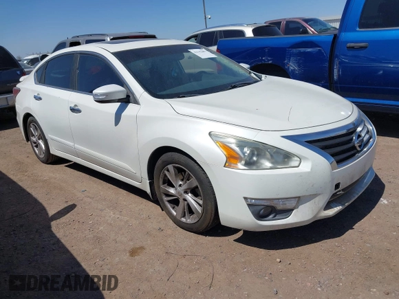 2014 Nissan Altima SV with VIN 1N4AL3AP0EC287716, listed as a IAAI auction lot 42142482 with 119,861 mi miles and . Bid and sale history available at DreamBid. Image 1.