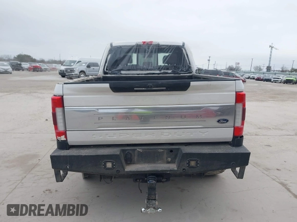 2017 Ford F-250 Lariat with VIN 1FT7W2BTXHEB52267, listed as a IAAI auction lot 41359500 with 187,467 mi miles and . Bid and sale history available at DreamBid. Image 17.