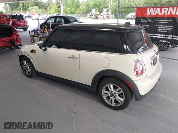 2012 MINI Hardtop with VIN WMWSU3C59CT541943, listed as a IAAI auction lot 42107901 with 139,230 mi miles and . Bid and sale history available at DreamBid. Image 3.