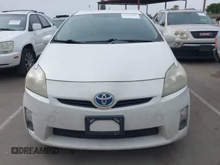 2011 Toyota Prius I with VIN JTDKN3DU3B0311577, listed as a IAAI auction lot 42126386 with 165,567 mi miles. Bid and sale history available at carsss.com. Image 12.