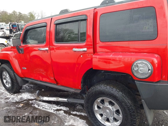 2008 Hummer H3 Luxury z VIN 5GTEN43E288201443, wystawiony jako IAAI lot #41386906 z przebiegiem 165 975 mil mil oraz . Historia ofert i sprzedaży dostępna na DreamBid. Obrazek 6.