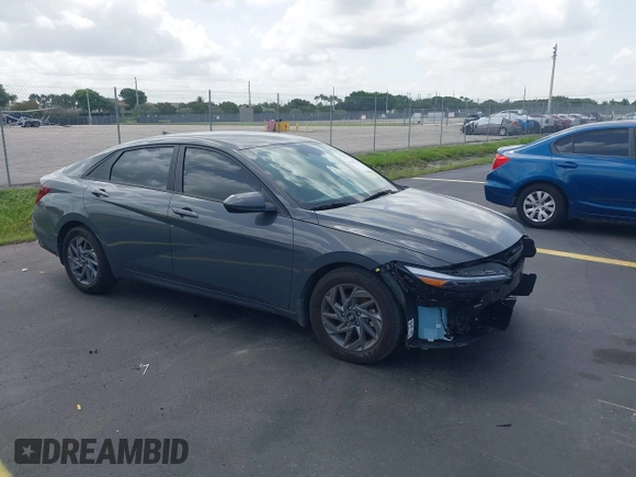 2024 Hyundai Elantra SEL with VIN KMHLM4DG6RU802179, listed as a IAAI auction lot 42432744 with 8,978 mi miles and . Bid and sale history available at DreamBid. Image 1.