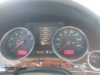 2006 Audi A8 4.2L z VIN WAULL44E16N024172, wystawiony jako IAAI lot #41773511 z przebiegiem 136 917 mil mil oraz . Historia ofert i sprzedaży dostępna na DreamBid. Obrazek 7.