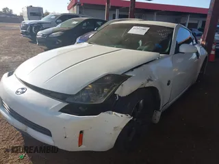 2003 Nissan 350Z Enthusiast with VIN JN1AZ34D43T116381, listed as a IAAI auction lot 41507588 with 195,944 mi miles. Bid and sale history available at carsss.com. Image 2.