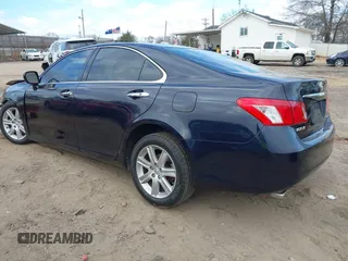 2007 Lexus ES 350 with VIN JTHBJ46G172073022, listed as a IAAI auction lot 41521404 with 176,963 mi miles. Bid and sale history available at carsss.com. Image 3.