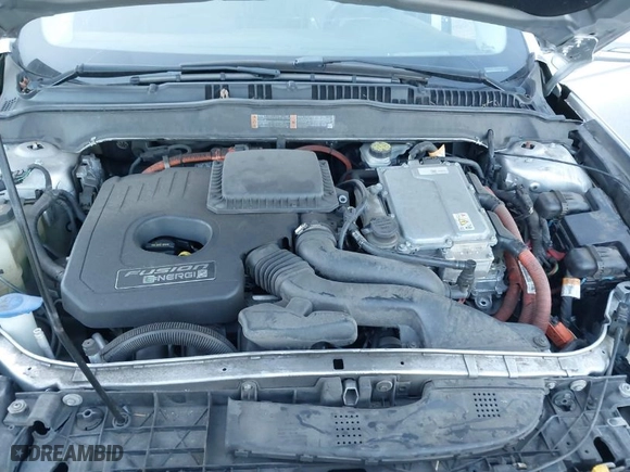 2015 Ford Fusion Energi Titanium with VIN 3FA6P0SU8FR264846, listed as a IAAI auction lot 41552443 with 160,142 mi miles. Bid and sale history available at carsss.com. Image 10.