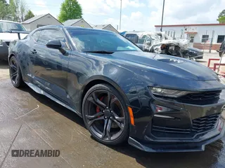 2019 Chevrolet Camaro 2SS with VIN 1G1FG1R70K0126995, listed as a IAAI auction lot 41946655 with 40,423 mi miles and . Bid and sale history available at carsss.com. Image 1.