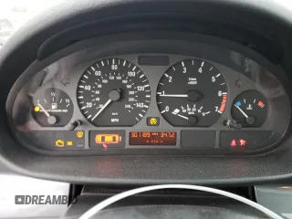 1999 BMW 3 Series 323i with VIN WBAAM3333XKC59029, listed as a Copart auction lot 76257774 with 301,189 mi miles and Salvage Title. Bid and sale history available at carsss.com. Image 9.
