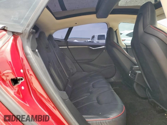 2013 Tesla Model S Performance с VIN 5YJSA1DP0DFP18903, выставлен на аукционе Copart как лот 57621765 с пробегом 120 002 миль миль и Списание • Salvage title. История ставок и продаж доступна на DreamBid. Изображение 11.