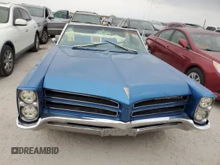 1966 Pontiac Bonneville z VIN 262676P294393, wystawiony jako Copart lot #76466334 z przebiegiem 29 392 mil mil oraz Szkody całkowita. Historia ofert i sprzedaży dostępna na DreamBid. Obrazek 5.