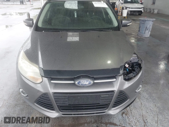2014 Ford Focus SE with VIN 1FADP3K28EL167909, listed as a IAAI auction lot 41747128 with 239,780 mi miles. Bid and sale history available at carsss.com. Image 13.